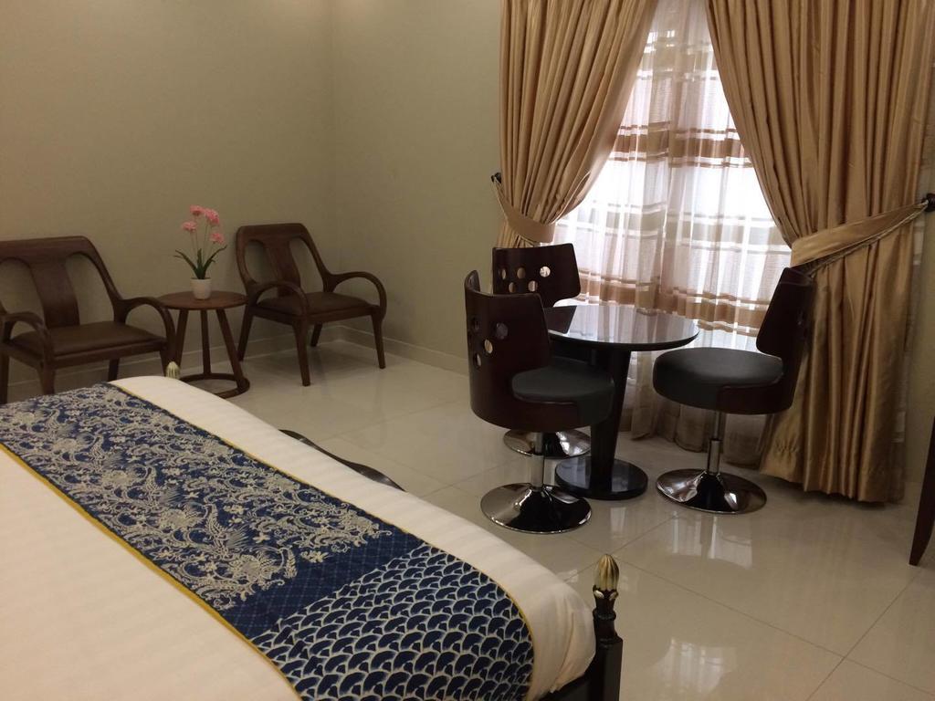 Orchards Cottage Hotel Karachi Bagian luar foto