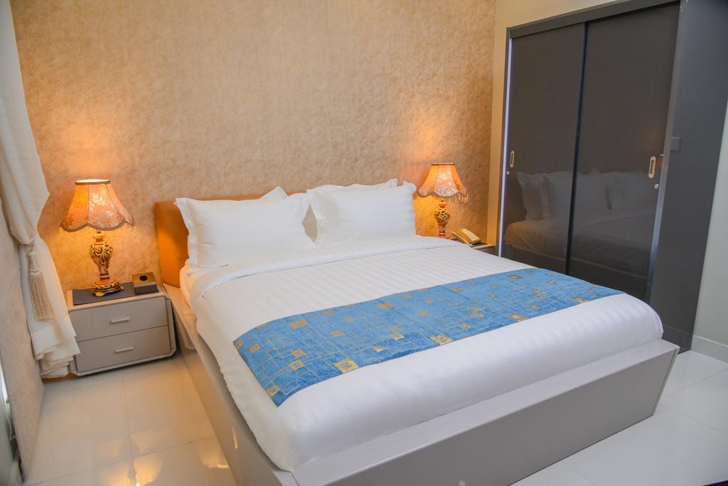 Orchards Cottage Hotel Karachi Bagian luar foto