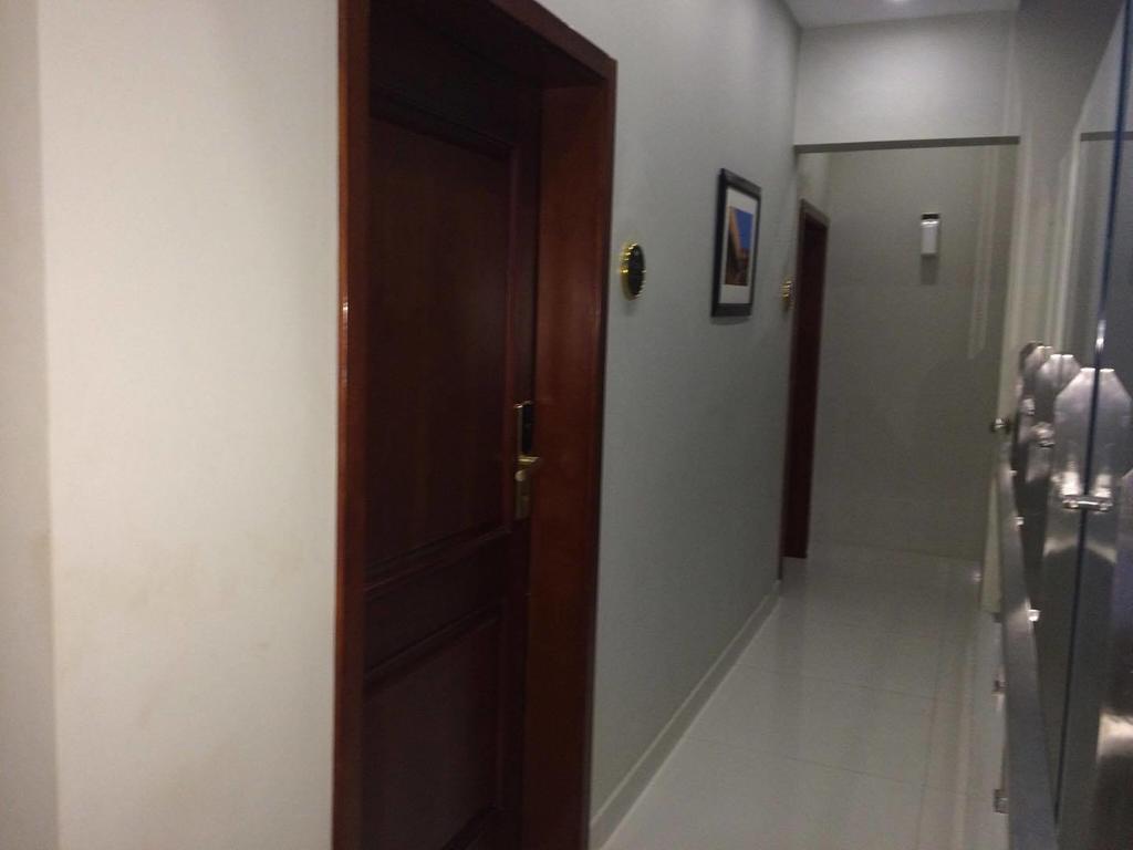 Orchards Cottage Hotel Karachi Bagian luar foto