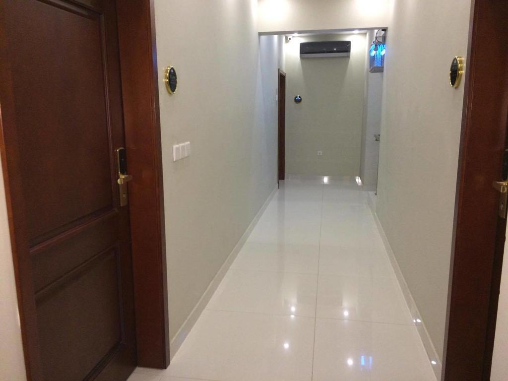 Orchards Cottage Hotel Karachi Bagian luar foto