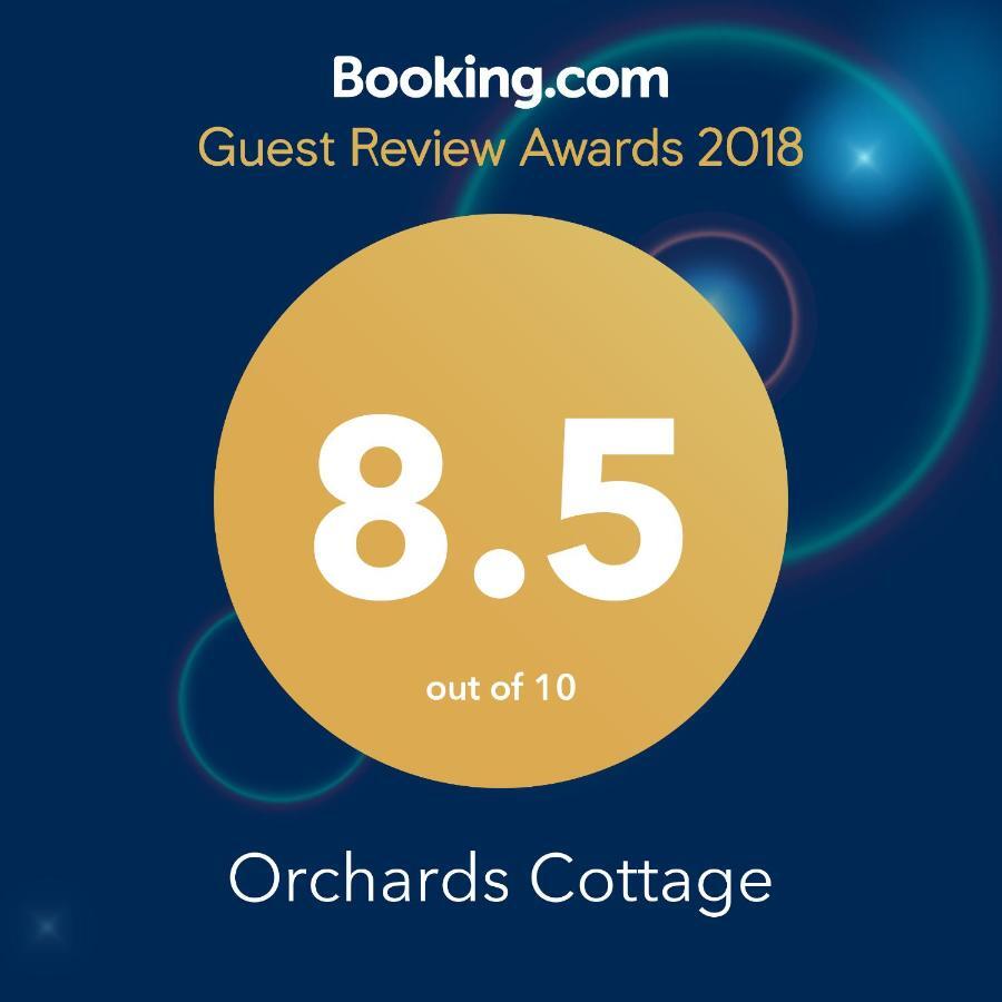 Orchards Cottage Hotel Karachi Bagian luar foto